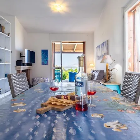 شقة Affittasardegna - Casa Conchiglia Blu ستينتينو
